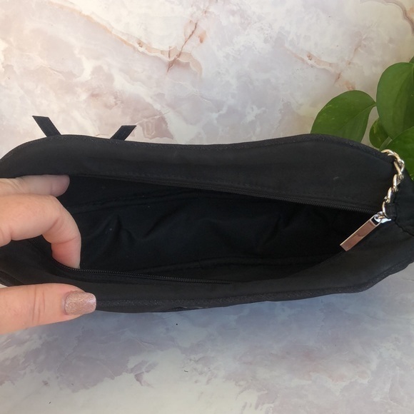 Dior Parfum small black bag w/zipper & bow detail - Picture 3 of 4